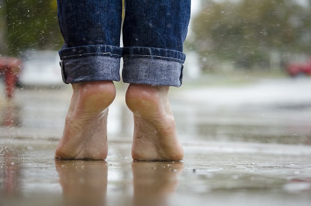 Barefoot Walking Dream Meaning Interpretation